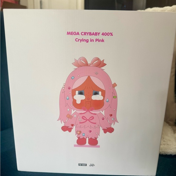 MEGA CRYBABY 400% CRYING IN PINK . LIMITED EDITION